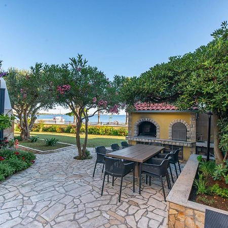 Apartment House Inga Vir Εξωτερικό φωτογραφία