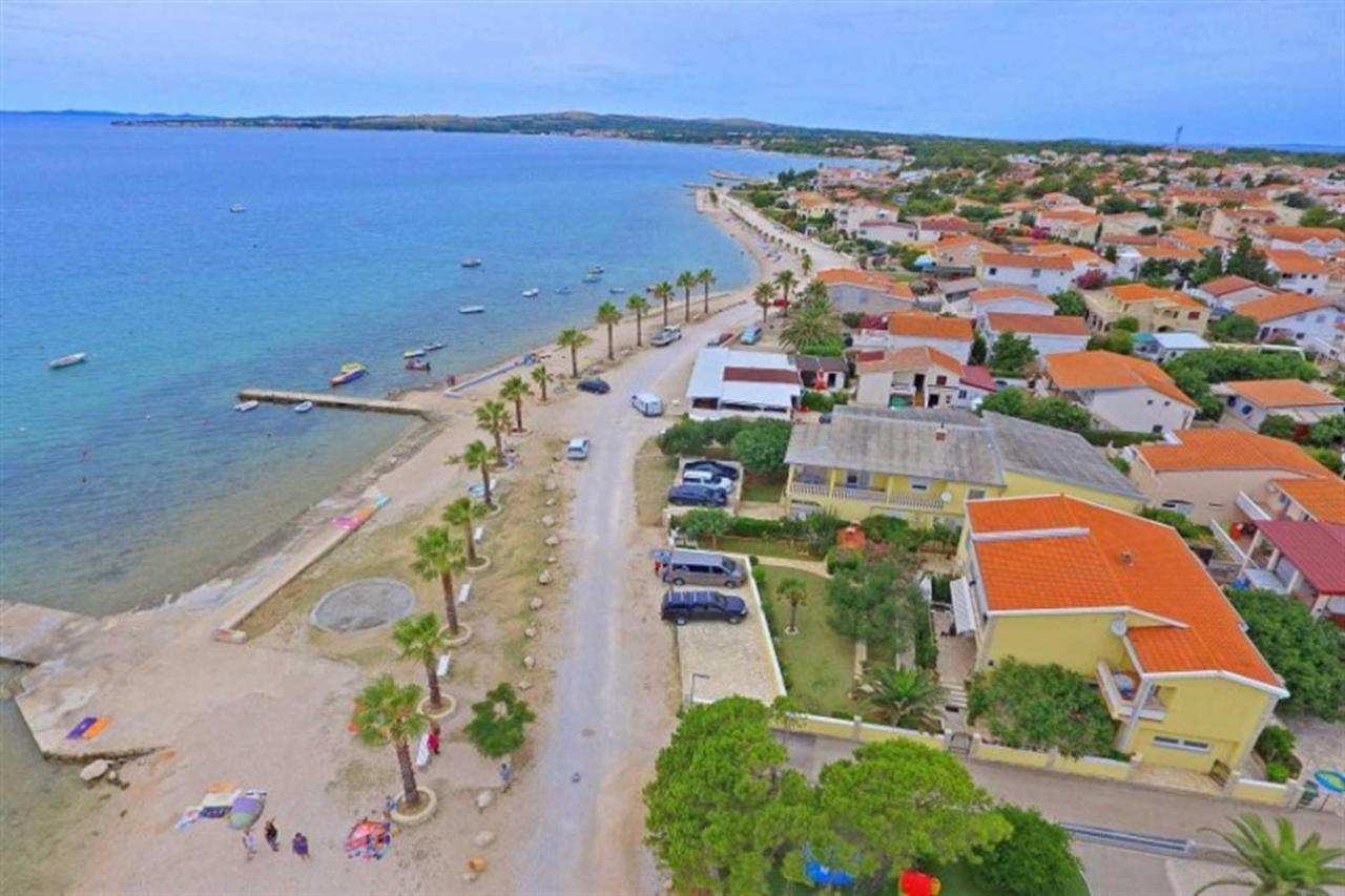 Apartment House Inga Vir Εξωτερικό φωτογραφία