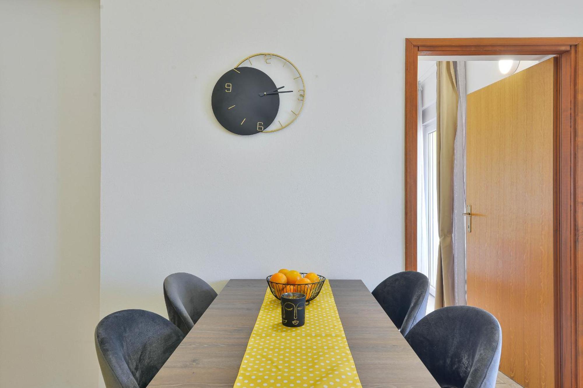 Apartment House Inga Vir Εξωτερικό φωτογραφία