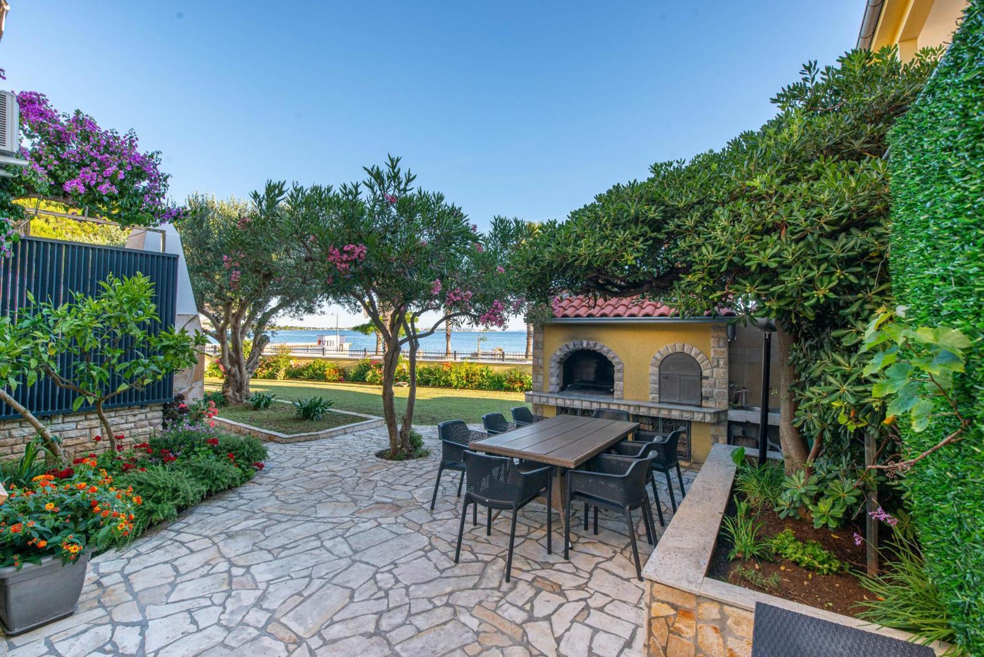 Apartment House Inga Vir Εξωτερικό φωτογραφία