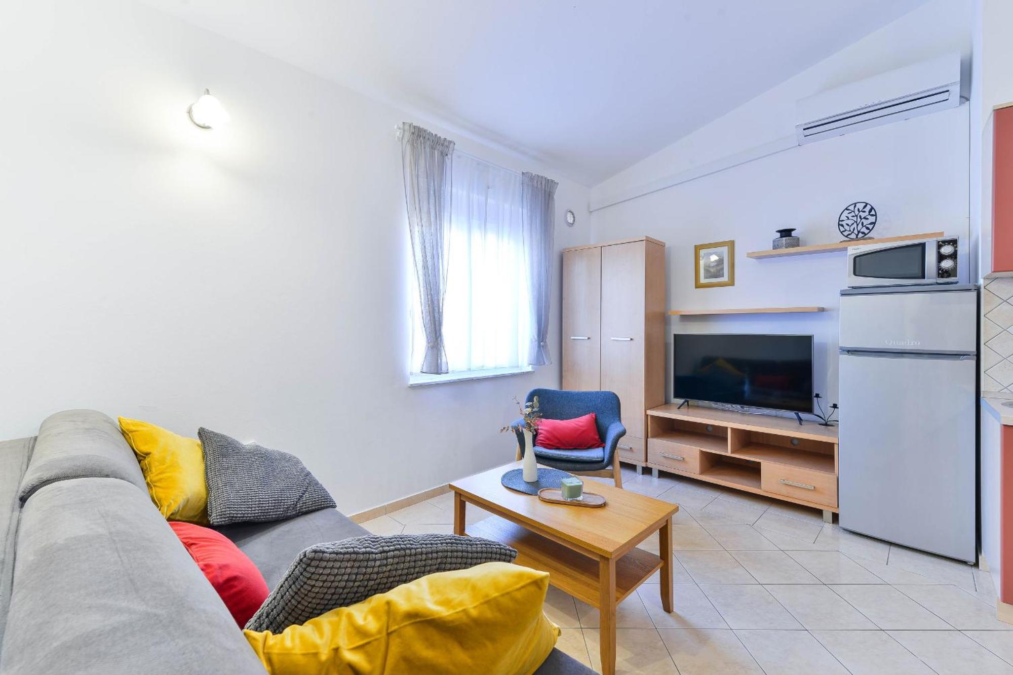 Apartment House Inga Vir Εξωτερικό φωτογραφία