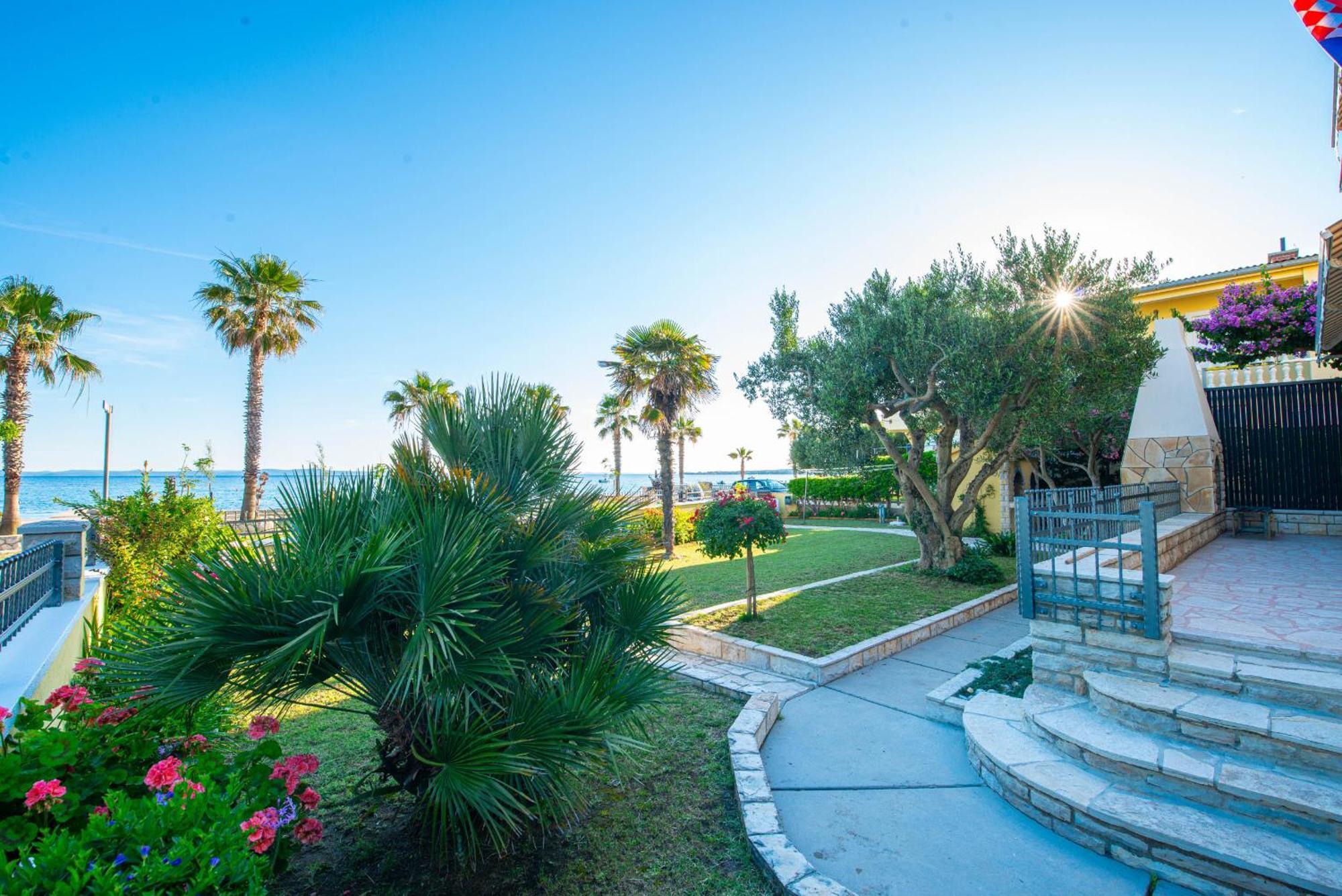 Apartment House Inga Vir Εξωτερικό φωτογραφία